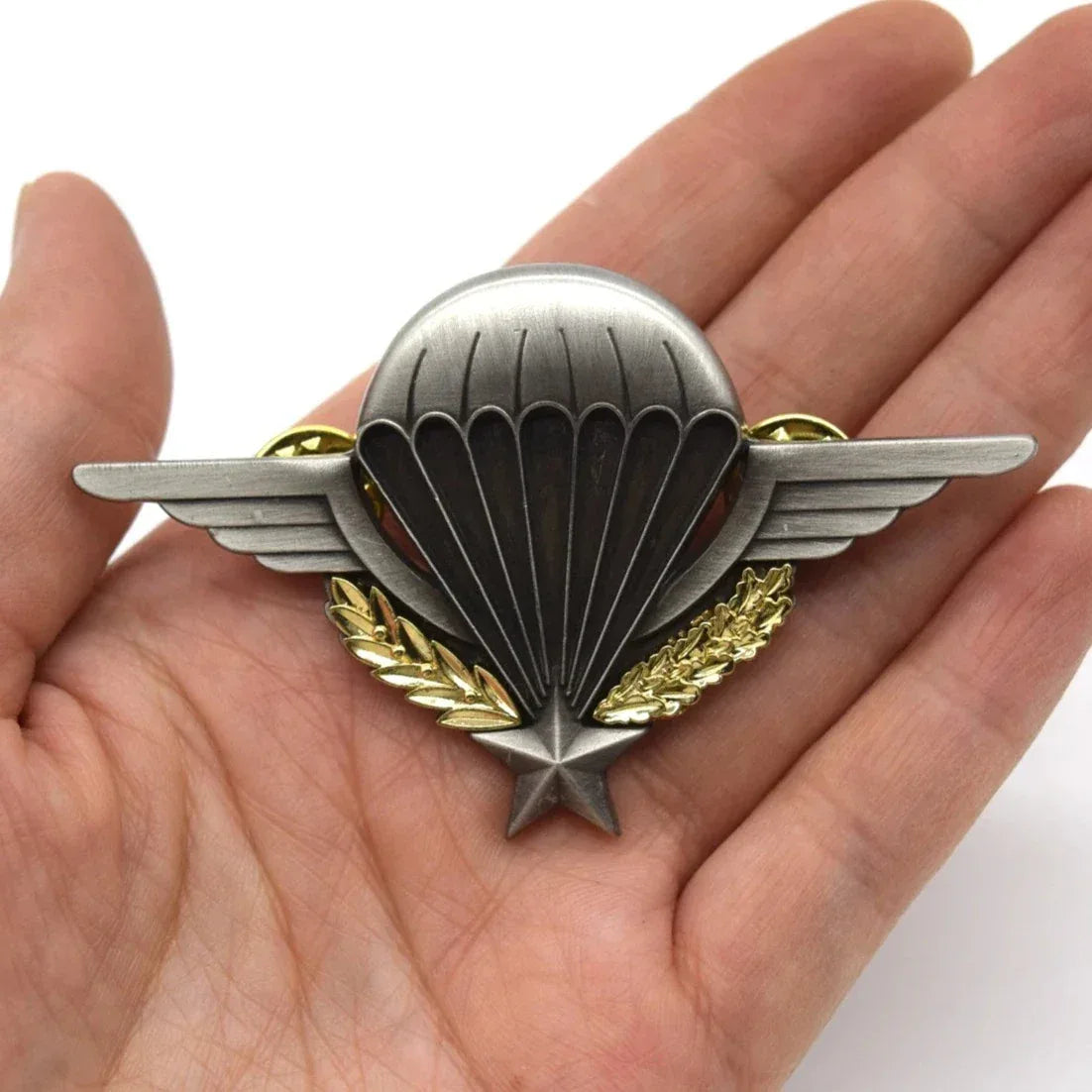 Insigne militaire parachutiste - Surplus militaire