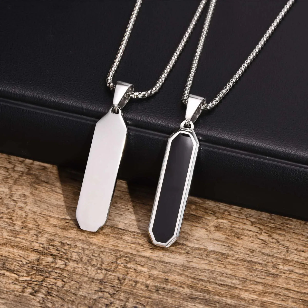 Collier plaque militaire noir - Surplus militaire