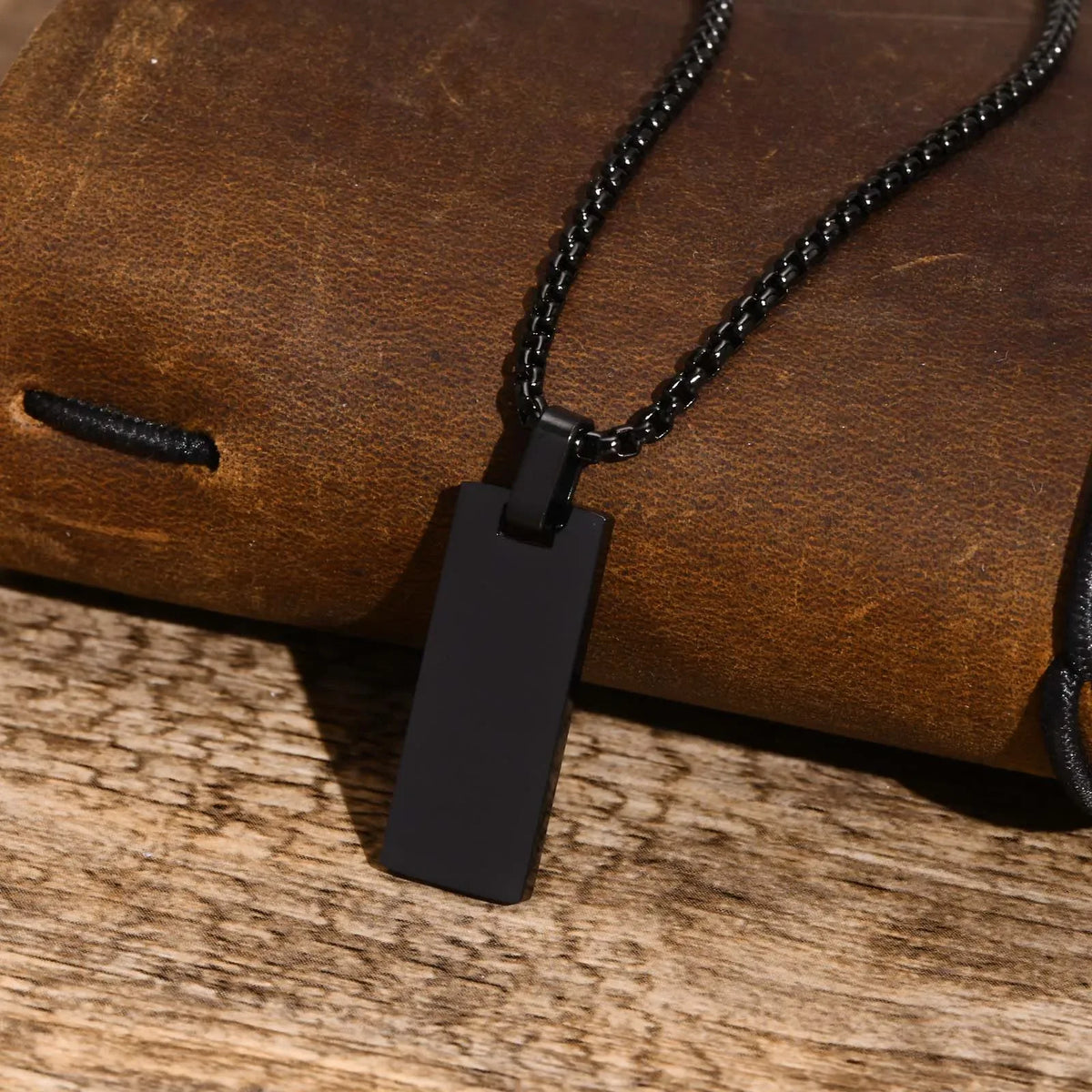 Collier plaque militaire noir - Surplus militaire